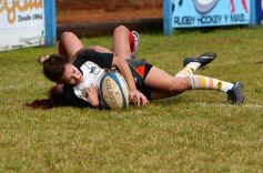 Foto de la galería: Las chicas misioneras volvieron a ganar en el Regional de rugby femenino