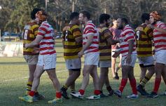 Foto de la galería: Regatas de Resistencia aplastó a Tacurú en la cancha de la Hormiga