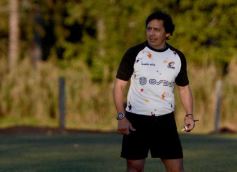 Foto de la galería: Regatas de Resistencia aplastó a Tacurú en la cancha de la Hormiga