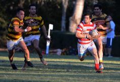 Foto de la galería: Regatas de Resistencia aplastó a Tacurú en la cancha de la Hormiga