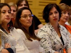 Foto de la galería: Estado y colegios profesionales analizaron roles, desafíos y propuestas para la niñez y adolescencia