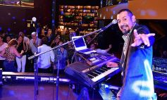 Foto de la galería: Lucio Rebollo festejó su cumple en el casino y con música de Jorge Reyes