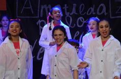 Foto de la galería: El musical Matilda, hecho por chicos posadeños, deslumbró en Encarnación