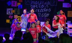 Foto de la galería: El musical Matilda, hecho por chicos posadeños, deslumbró en Encarnación