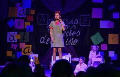 Foto de la galería: El musical Matilda, hecho por chicos posadeños, deslumbró en Encarnación
