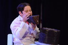 Foto de la galería: El musical Matilda, hecho por chicos posadeños, deslumbró en Encarnación