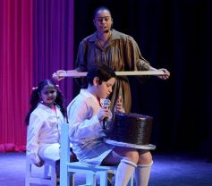 Foto de la galería: El musical Matilda, hecho por chicos posadeños, deslumbró en Encarnación
