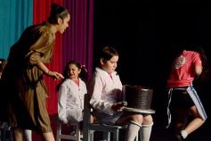 Foto de la galería: El musical Matilda, hecho por chicos posadeños, deslumbró en Encarnación