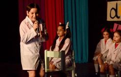 Foto de la galería: El musical Matilda, hecho por chicos posadeños, deslumbró en Encarnación
