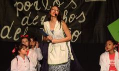 Foto de la galería: El musical Matilda, hecho por chicos posadeños, deslumbró en Encarnación