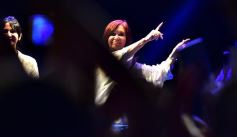 Foto de la galería: Ante una multitud, Cristina presentó su libro en Posadas