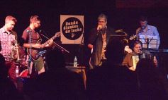 Foto de la galería: Diente de Leche homenajeó a Leo Dan con un gran recital