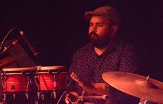 Foto de la galería: Diente de Leche homenajeó a Leo Dan con un gran recital