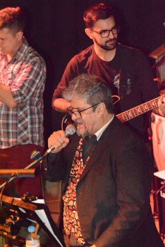 Foto de la galería: Diente de Leche homenajeó a Leo Dan con un gran recital