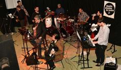 Foto de la galería: Diente de Leche homenajeó a Leo Dan con un gran recital