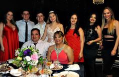 Foto de la galería: Los 15 años de Mía, en el Salón Alvear