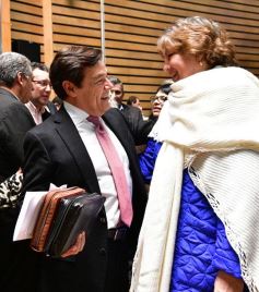 Foto de la galería: Ovación en la Legislatura para los campeones misioneros de la Copa Robótica 2019