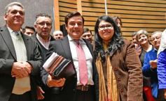 Foto de la galería: Ovación en la Legislatura para los campeones misioneros de la Copa Robótica 2019