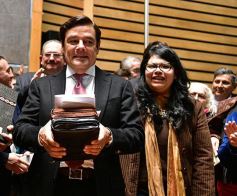 Foto de la galería: Ovación en la Legislatura para los campeones misioneros de la Copa Robótica 2019