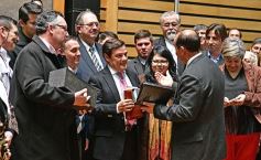 Foto de la galería: Ovación en la Legislatura para los campeones misioneros de la Copa Robótica 2019