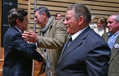 Foto de la galería: Ovación en la Legislatura para los campeones misioneros de la Copa Robótica 2019