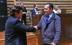 Foto de la galería: Ovación en la Legislatura para los campeones misioneros de la Copa Robótica 2019