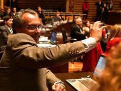 Foto de la galería: Ovación en la Legislatura para los campeones misioneros de la Copa Robótica 2019