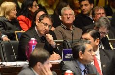 Foto de la galería: Ovación en la Legislatura para los campeones misioneros de la Copa Robótica 2019