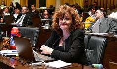 Foto de la galería: Ovación en la Legislatura para los campeones misioneros de la Copa Robótica 2019