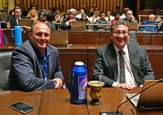 Foto de la galería: Ovación en la Legislatura para los campeones misioneros de la Copa Robótica 2019