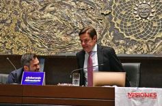 Foto de la galería: Ovación en la Legislatura para los campeones misioneros de la Copa Robótica 2019