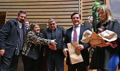 Foto de la galería: Ovación en la Legislatura para los campeones misioneros de la Copa Robótica 2019