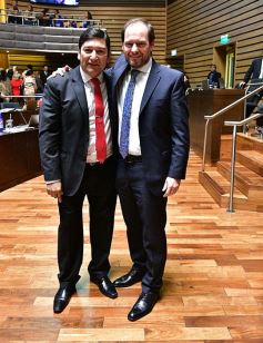 Foto de la galería: Ovación en la Legislatura para los campeones misioneros de la Copa Robótica 2019