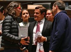 Foto de la galería: Ovación en la Legislatura para los campeones misioneros de la Copa Robótica 2019