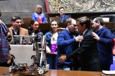 Foto de la galería: Ovación en la Legislatura para los campeones misioneros de la Copa Robótica 2019