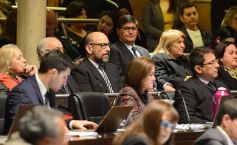 Foto de la galería: Ovación en la Legislatura para los campeones misioneros de la Copa Robótica 2019