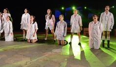 Foto de la galería: Postales de Matilda, el elogiado musical del Festival De Las Dos Orillas