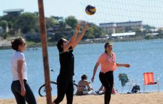 Foto de la galería: Postales de una tarde soleada: empezó en la bahía El Brete la Semana del Farmacéutico