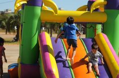 Foto de la galería: Postales de una tarde soleada: empezó en la bahía El Brete la Semana del Farmacéutico