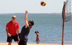 Foto de la galería: Postales de una tarde soleada: empezó en la bahía El Brete la Semana del Farmacéutico