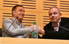 Foto de la galería: Legislatura: remarcaron la importancia del uso responsable de los antibióticos