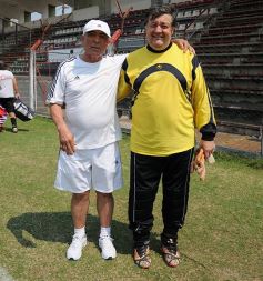 Foto de la galería: Glorias de Guaraní y de Iguazú jugaron un partido en Villa Sarita