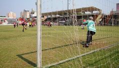 Foto de la galería: Glorias de Guaraní y de Iguazú jugaron un partido en Villa Sarita