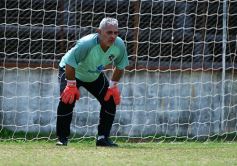 Foto de la galería: Glorias de Guaraní y de Iguazú jugaron un partido en Villa Sarita