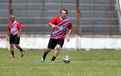 Foto de la galería: Glorias de Guaraní y de Iguazú jugaron un partido en Villa Sarita