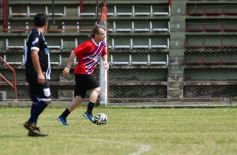Foto de la galería: Glorias de Guaraní y de Iguazú jugaron un partido en Villa Sarita