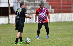 Foto de la galería: Glorias de Guaraní y de Iguazú jugaron un partido en Villa Sarita