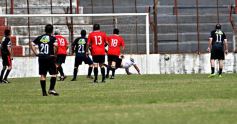 Foto de la galería: Glorias de Guaraní y de Iguazú jugaron un partido en Villa Sarita