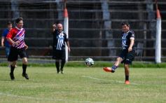 Foto de la galería: Glorias de Guaraní y de Iguazú jugaron un partido en Villa Sarita