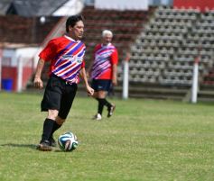 Foto de la galería: Glorias de Guaraní y de Iguazú jugaron un partido en Villa Sarita